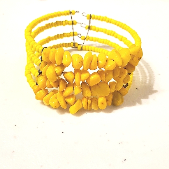 3for$20 Yellow seed bead and stone bracelet - Picture 2 of 4